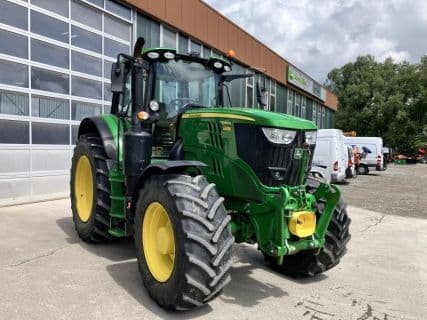 John Deere 6195M