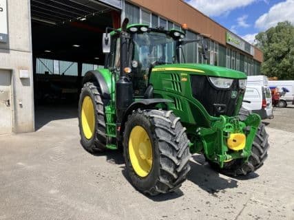 John Deere 6195M