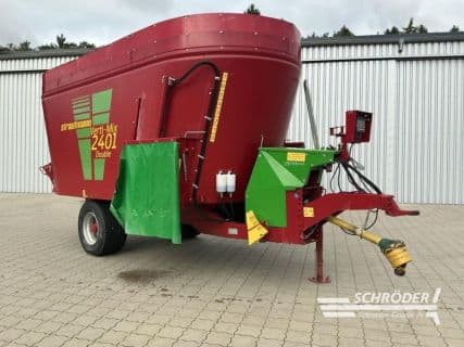 Strautmann VERTI MIX 2401 DOUBLE VORFÜHRMASCHINE