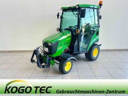 John Deere 1026R