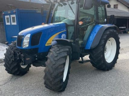 New Holland T5040