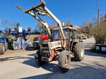 Massey Ferguson 274