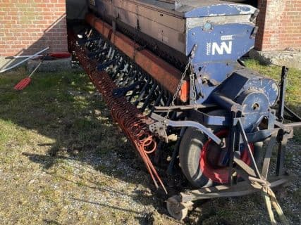Nordsten 6M SÅMASKINE MED EFTERHARVE, RAPSFINGRE, + DIV RESERVEDELE