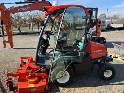 Kubota F3890
