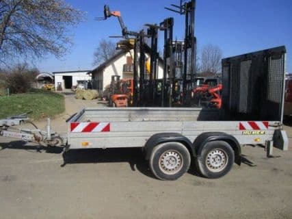 HUMER 2-Achs- Tandem mit Rampe