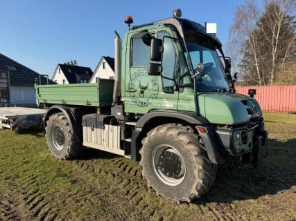 Mercedes-Benz Unimog U 535