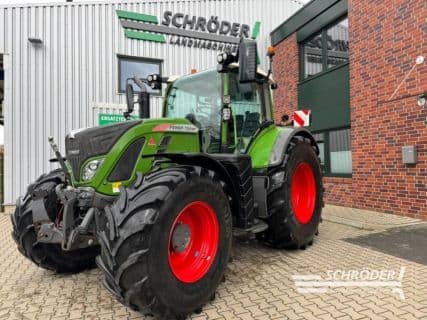 Fendt 724 VARIO S4 PROFI PLUS