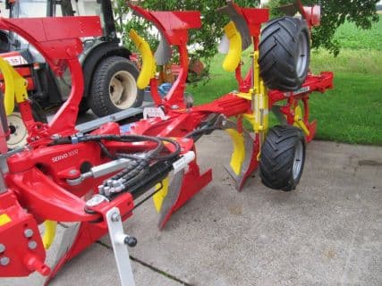 Pöttinger Servo 3000 Plus 4-scharig