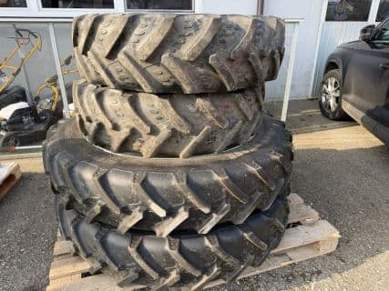 BKT Pflegebereifung Steyr 955A-970A, 958A-975A