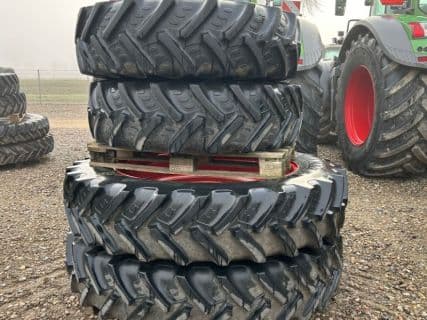 BKT 380/90R46 + 380/85R30 Fendt 415 spor 1.75m 8+8 huls