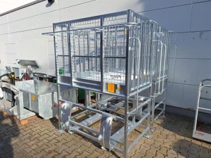 Fliegl Arbeitsbühne hoch zn