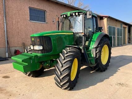 John Deere 6920