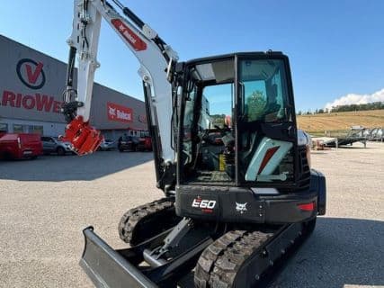 Bobcat E60