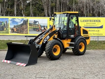 JCB 409 Agri