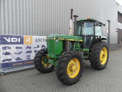 John Deere 4450