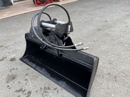 Bemas Grabenräumlöffel hydraulisch