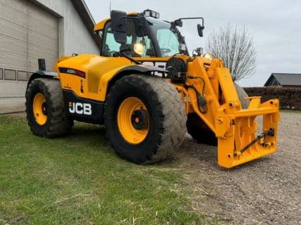 JCB 542-70 AGRI XTRA Dual Tech Velholdt