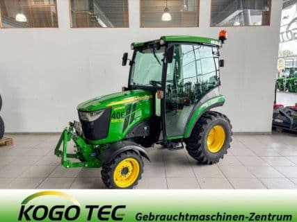 John Deere 2038R