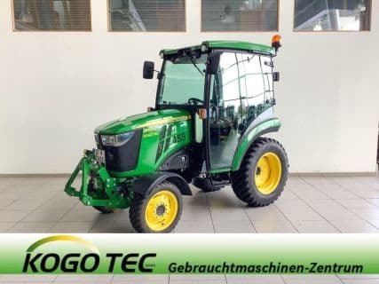 John Deere 2038R