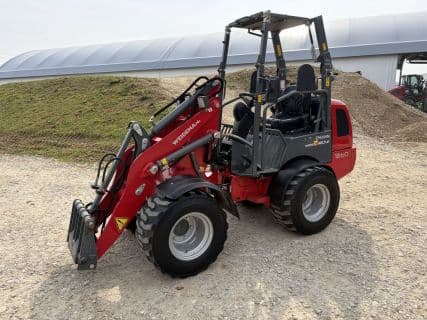 Weidemann 1260 mit 4 Zylinder Motor, unter 2,0m