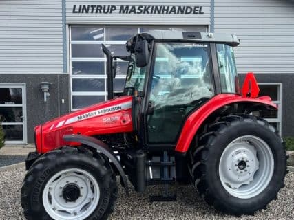 Massey Ferguson 5435 Stepnose med utrolig godt udsyn. Dyna 4. Handy velholdt tra
