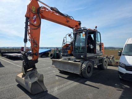 Doosan DX165W-5