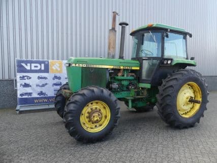 John Deere 4450