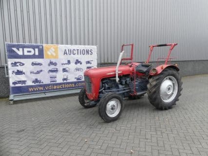 Massey Ferguson FE35