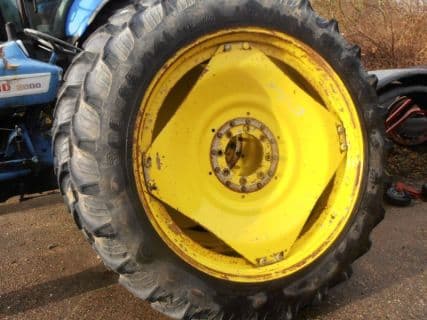 Taurus 300/95R46 Sprøjtehjule