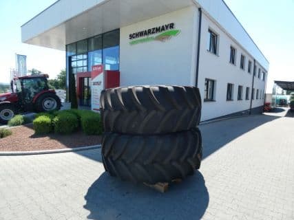Goodyear 800/70R38+620/70R26