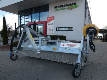 Fliegl AgroCenter Kehrmaschine 2300