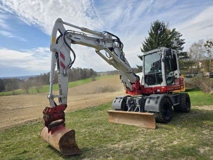 Takeuchi TB295W