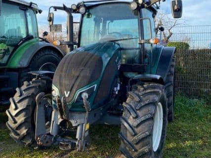 Valtra Gebr. Allradschlepper A
