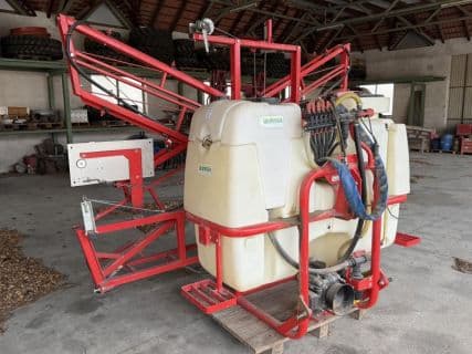 Agromehanika AGS 800 mit 15 Meter Balken