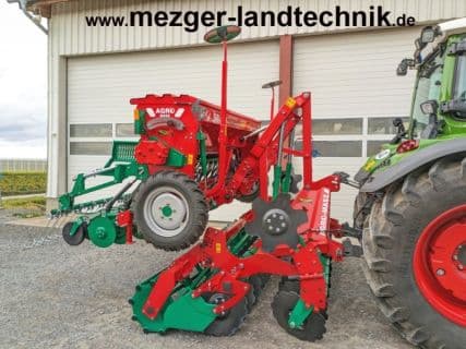 Agro-Masz AT30 mit SR301 Kurzscheibenegge mit Drillmaschine