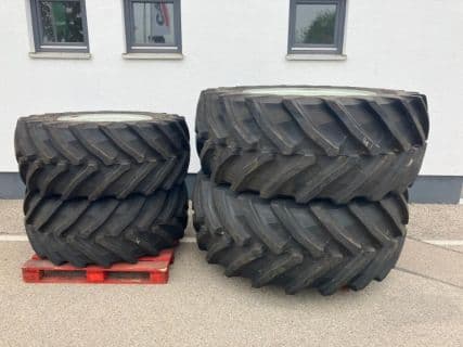 Trelleborg Kompletträder 600/60R30 u. 710/60R42 TM 1060