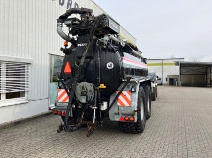 Peecon EUR-200 mit Turbokranarm (kein Samson)