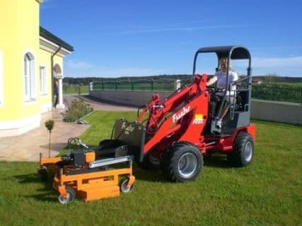 Fuchs Sichelmäher für Hoflader