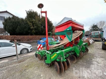 Kerner KC 400/ Kverneland Accord DA-X