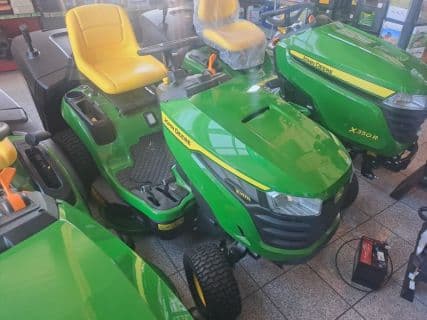 John Deere X147R