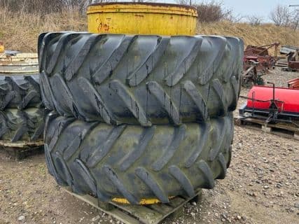 AP 650/65R38 4 låse pr hjul