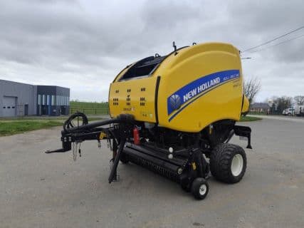 New Holland Presse à balles rondes ROLLBELT180SE