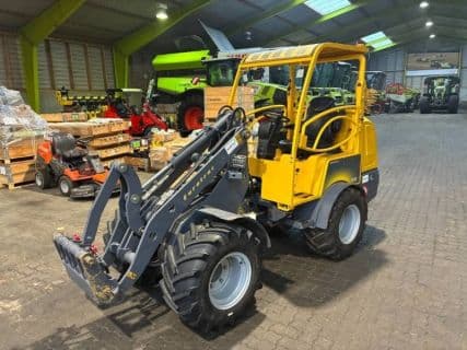 Eurotrac W12