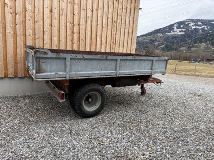 Einachs-Dreiseitenkipper 3,6 x 1,8 Meter